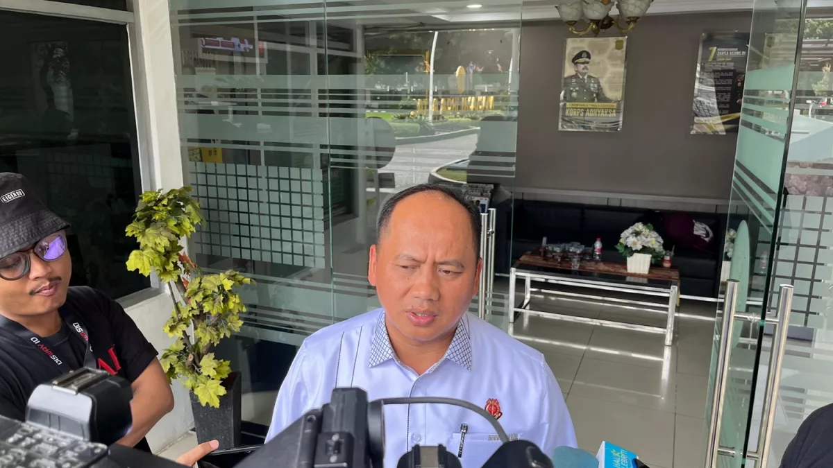 Geger! Kejagung Sita Alphard & Mobil Mewah di Medan-Riau, Skandal Korupsi Limbah Sawit POME Seret Pejabat Bea Cukai hingga Kemenperin