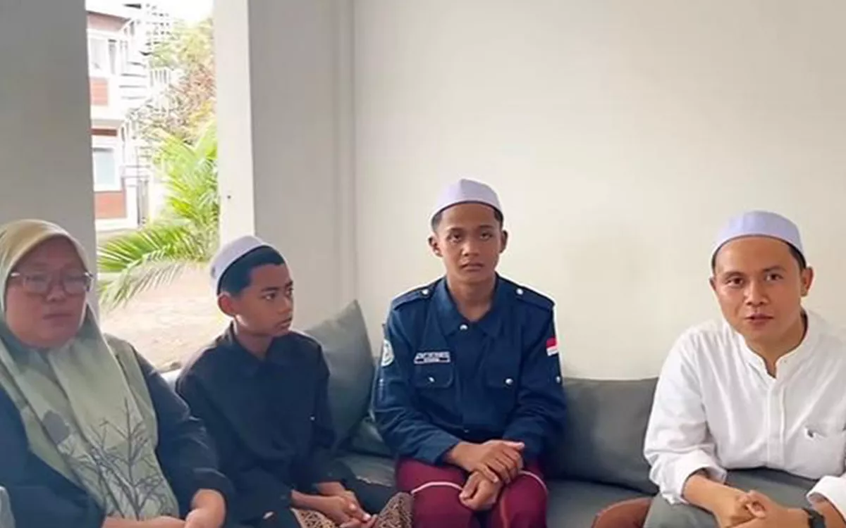 Geger Video Wali Santri Ngamuk ke Ustaz karena Anak Merokok, Ternyata Ini Fakta Sebenarnya!