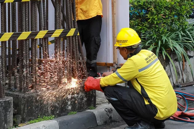 Pemprov DKI Rampungkan Pembongkaran 109 Tiang Monorel di Rasuna Said