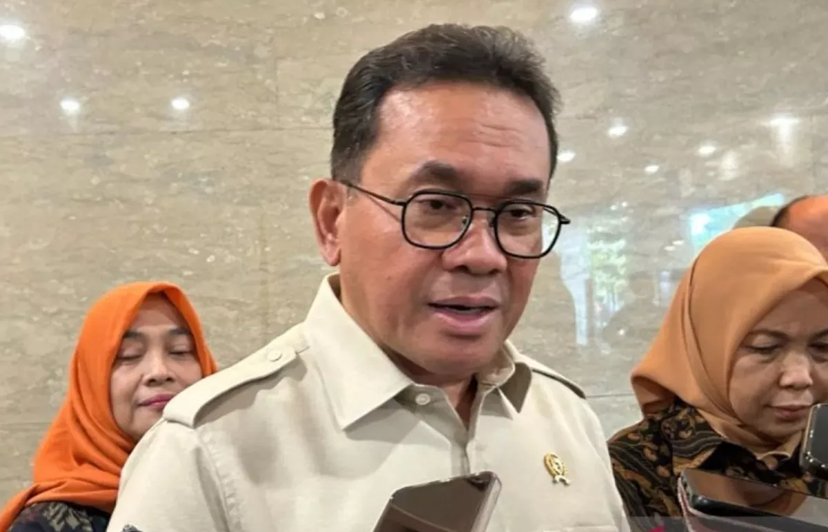 Nasib Alfamart-Indomaret di Desa: Mendag Buka Opsi Kolaborasi, Mendes Tegas Setop Izin Baru