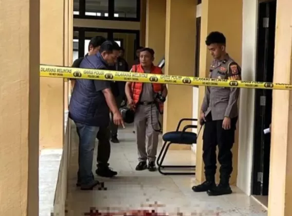 Sidang Skripsi Berubah Mencekam, Mahasiswi UIN Suska Riau Disabet Kapak dan Disandera oleh Seorang Pria