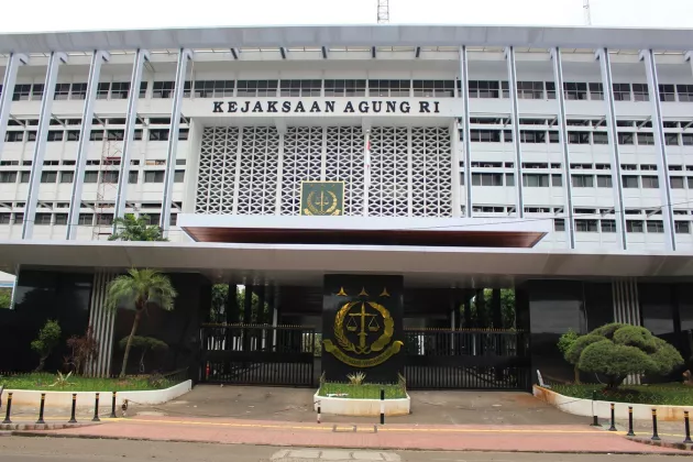 Modus Busuk 'Emas Hitam’! Kejagung Gerebek Medan-Riau: CPO Disulap Jadi Limbah, Kerugian Negara Tembus Triliunan?