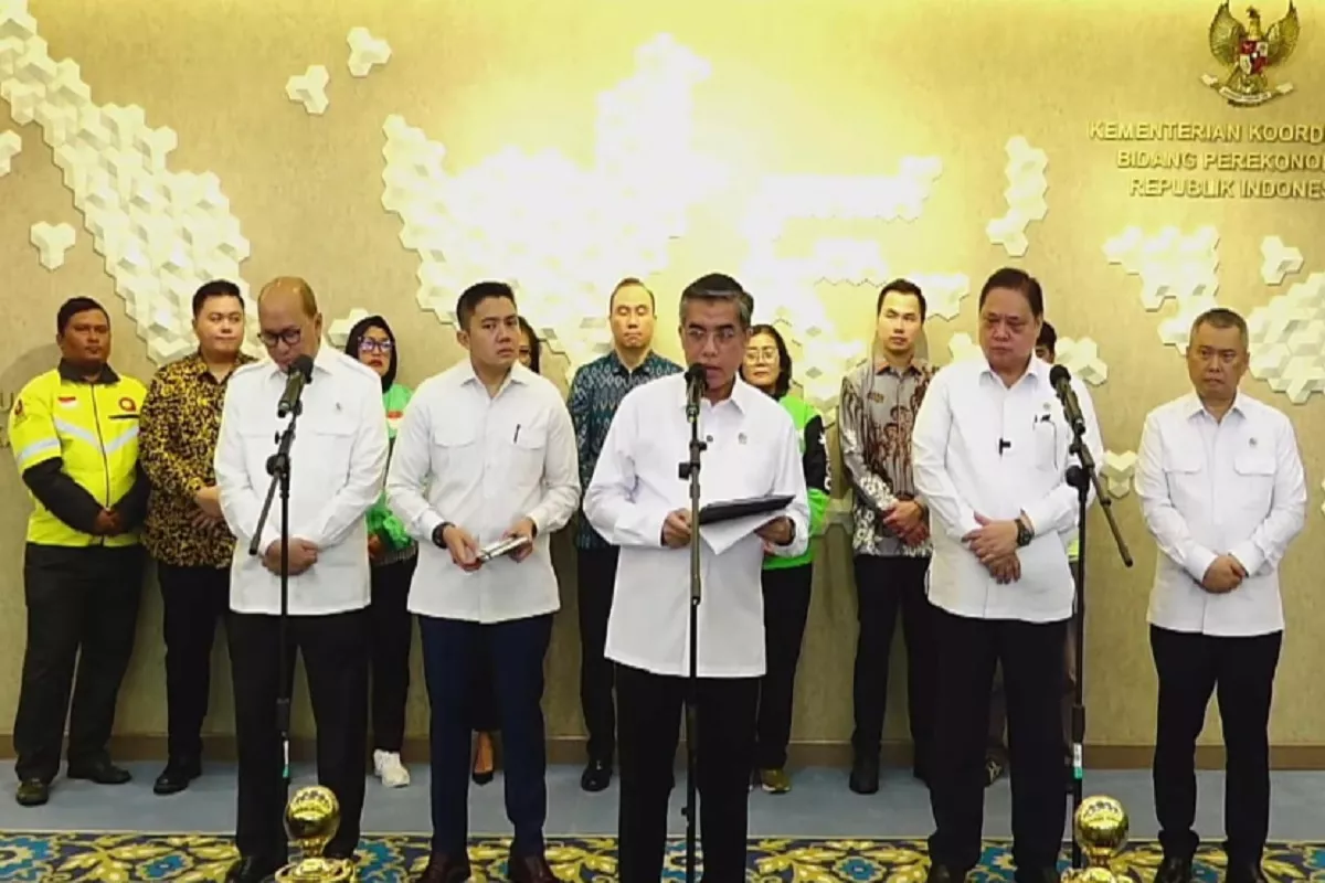 Pemerintah Terbitkan SE THR 2026, Gubernur Diminta Bentuk Posko Satgas