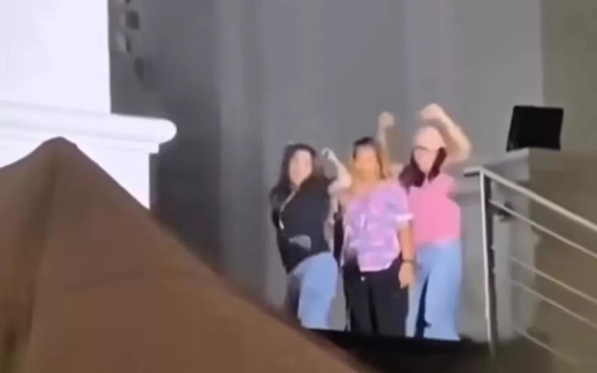 Viral! Video 4 Wanita Joget di Masjid Agung Darussalam Soppeng Bikin Heboh, Pemkab Minta Diselidiki
