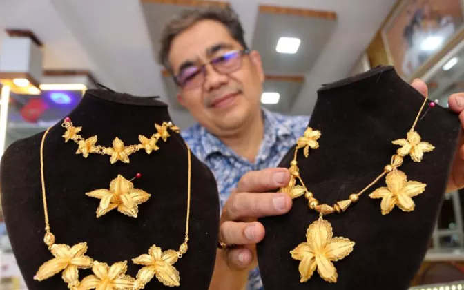 Harga Emas Antam Naik Tipis Jadi Rp3.049.000 per Gram, Cek Rincian Terbarunya!