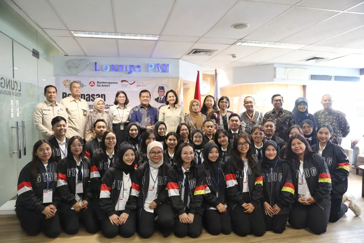 Jerman Butuh Perawat! 29 Pekerja Migran Indonesia Resmi Berangkat, Gaji dan Karier Siap Melambung