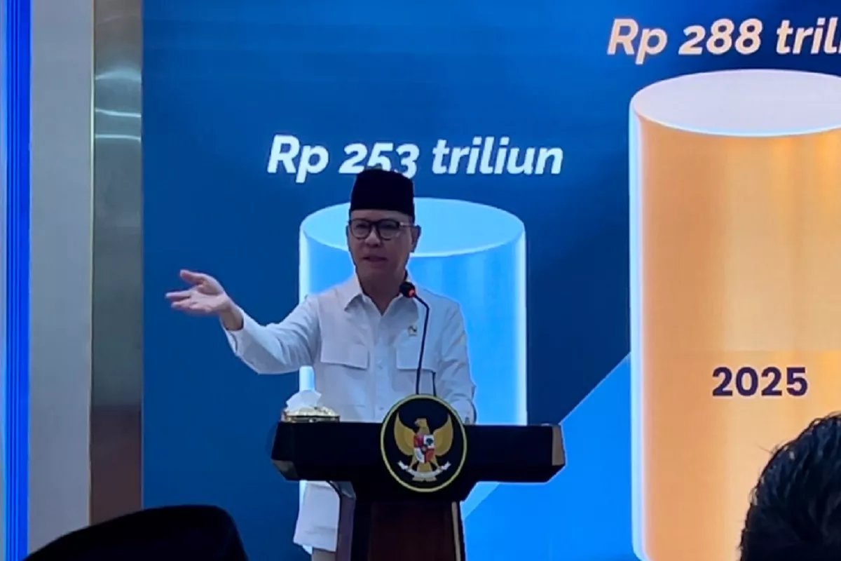 Konflik Timur Tengah Memanas, Pemerintah Pastikan PMI Belum Perlu Dievakuasi