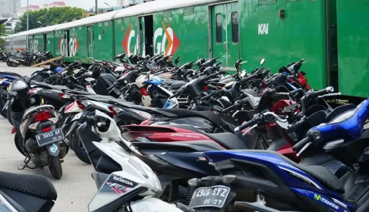 Pendaftaran Motis KAI Bekasi Dibuka, Hari Pertama Langsung Kebanjiran Pemudik Lebaran