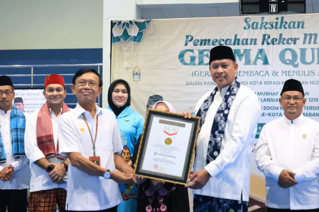 Gerakan GEMMA QUR’AN Kota Bekasi Cetak Rekor MURI