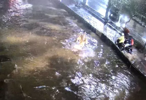 Jakarta Mulai Terkepung Banjir Lagi: Jalur Utama Lumpuh, Banyak Ruas Tak Bisa Dilalui