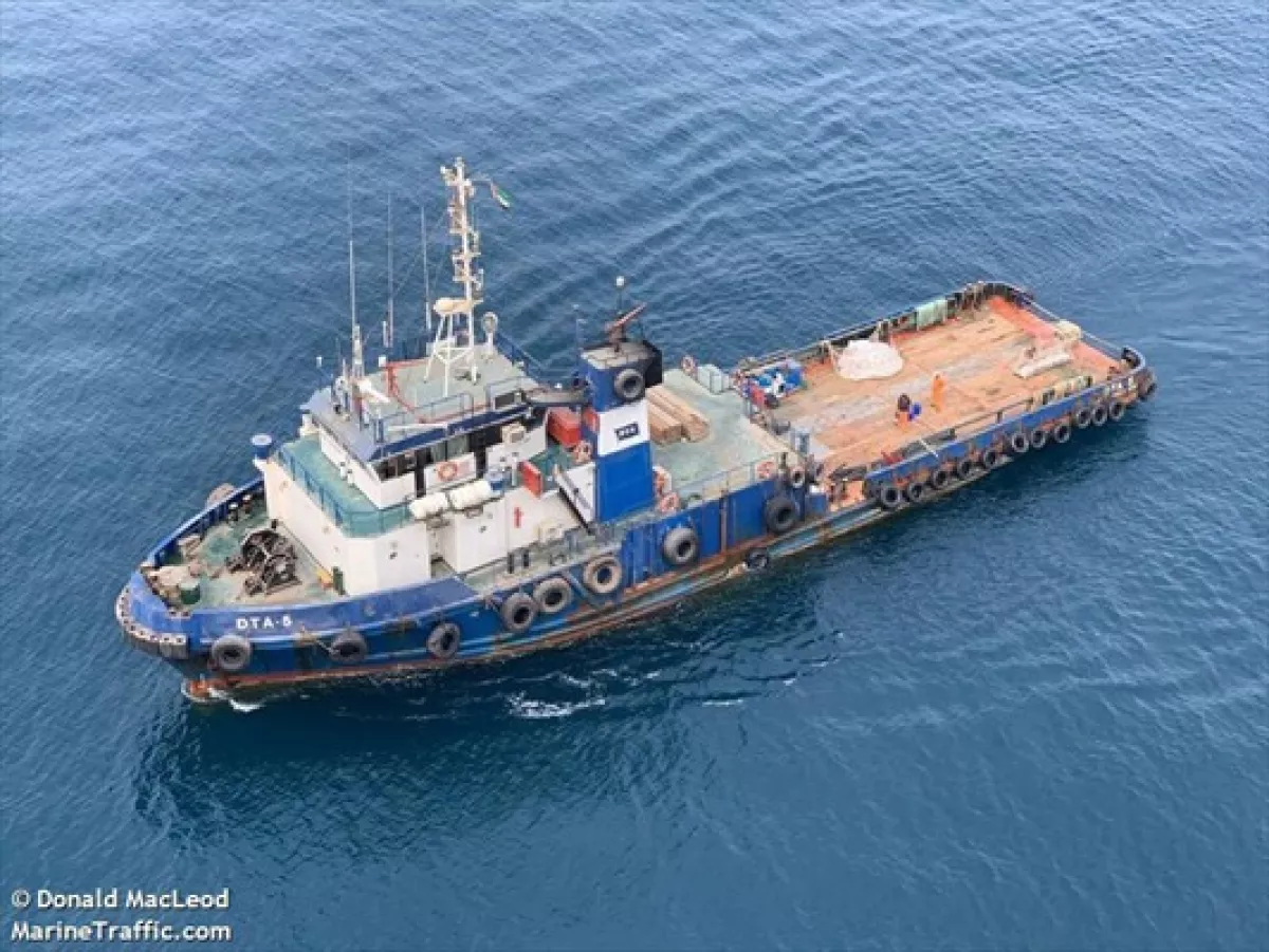 Detik-Detik Mencekam Kapal Musaffah 2 Meledak di Selat Hormuz: Api Membakar Anjungan, 3 WNI Hilang!