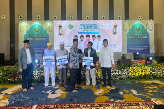 Diktis Kemenag Salurkan Santunan Yatim Piatu, Dorong Religiusitas Berdampak Sosial di Ramadan