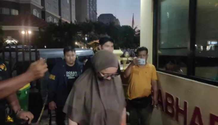 Terjerat Pinjol, Wanita di Jakarta Barat Curi Perhiasan Sahabatnya Senilai Rp300 Juta