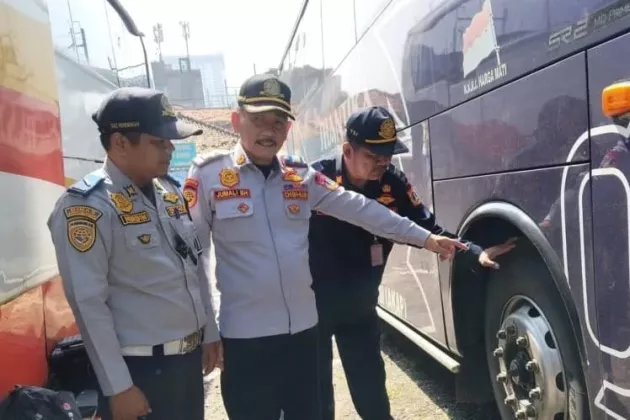 Jelang Mudik Lebaran, Semua Bus di Terminal Lebak Bulus Diperiksa