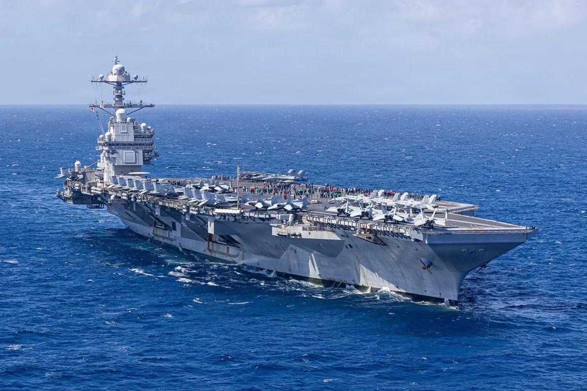 Kapal Induk USS Gerald Ford Terbakar di Laut Merah, Akibat Serangan Iran?