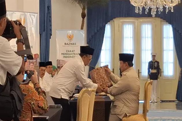 Begini Momen Prabowo–Gibran Bayar Zakat di Istana