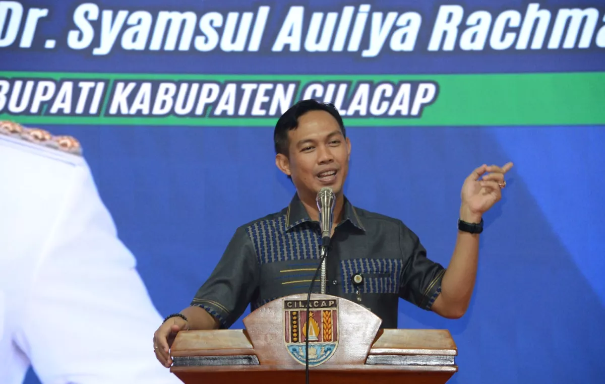 OTT LAGI! Bupati Cilacap Syamsul Auliya Rachman DITANGKAP KPK, Apa Kasusnya?