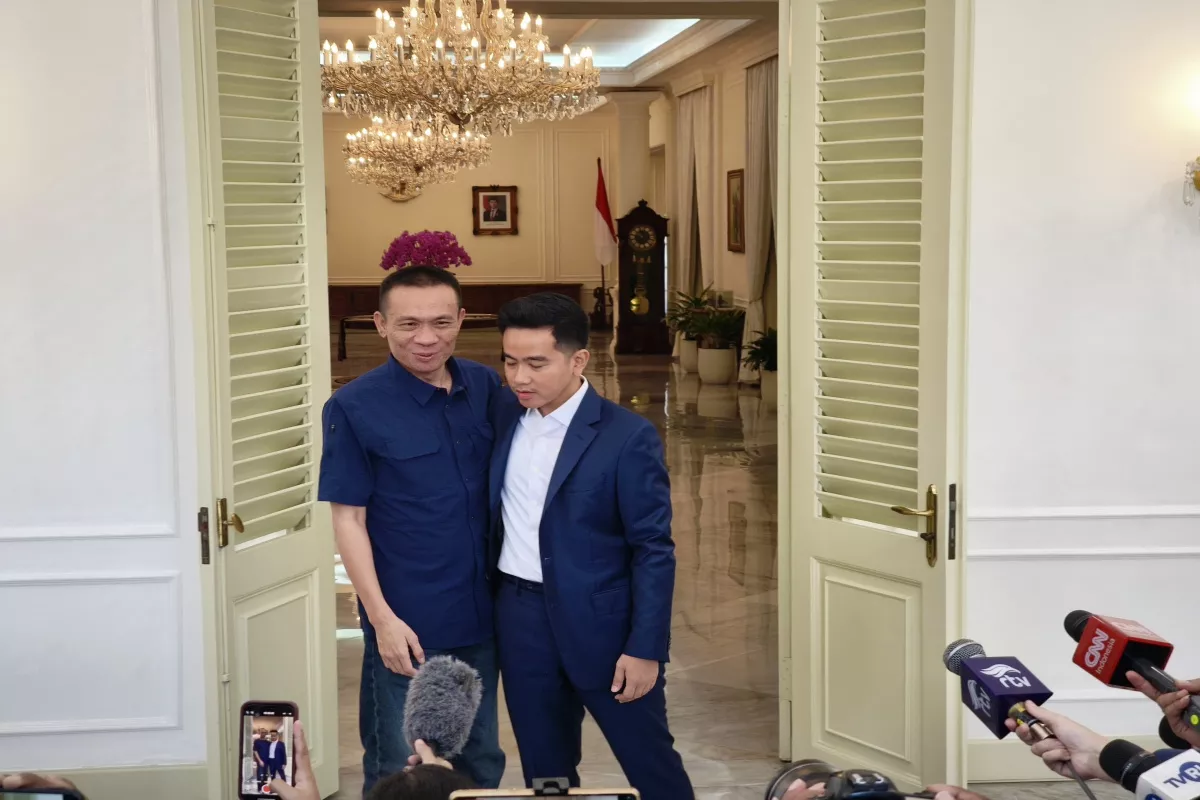 Rismon Sianipar Dipolisikan Terkait Buku Gibran End Game, Pembeli Merasa Tertipu