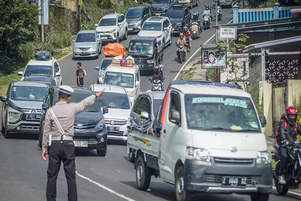 Cuaca Ekstrem Mengintai, Pemudik Diimbau Berhati-hati Melintasi Nagreg