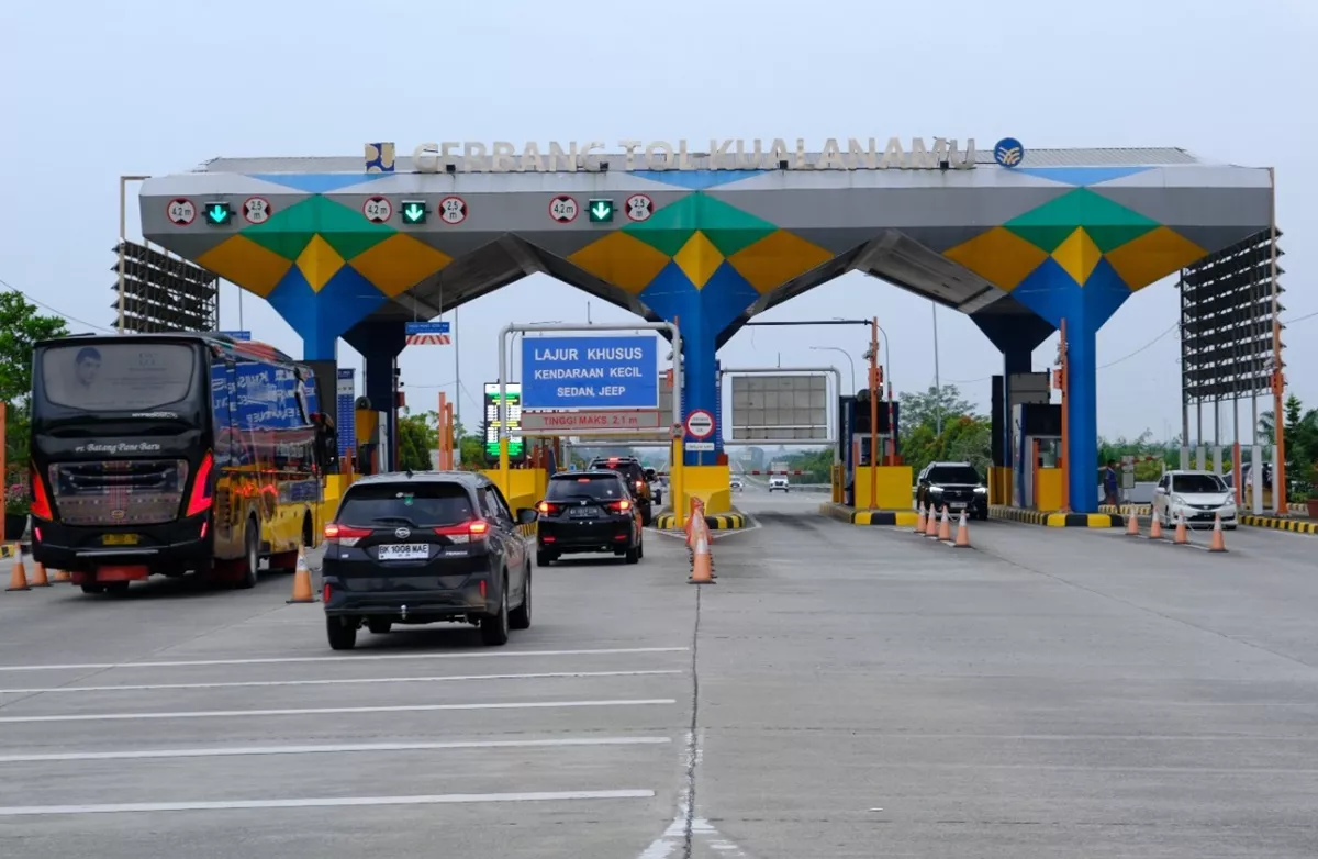 Volume Terus Meningkat, Lebih dari 500 Ribu Kendaraan Melintas di Ruas Tol Regional Nusantara