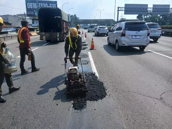 Jasa Marga Poles Tol Jakarta-Tangerang, Pastikan Kualitas Jalan Standar Prima