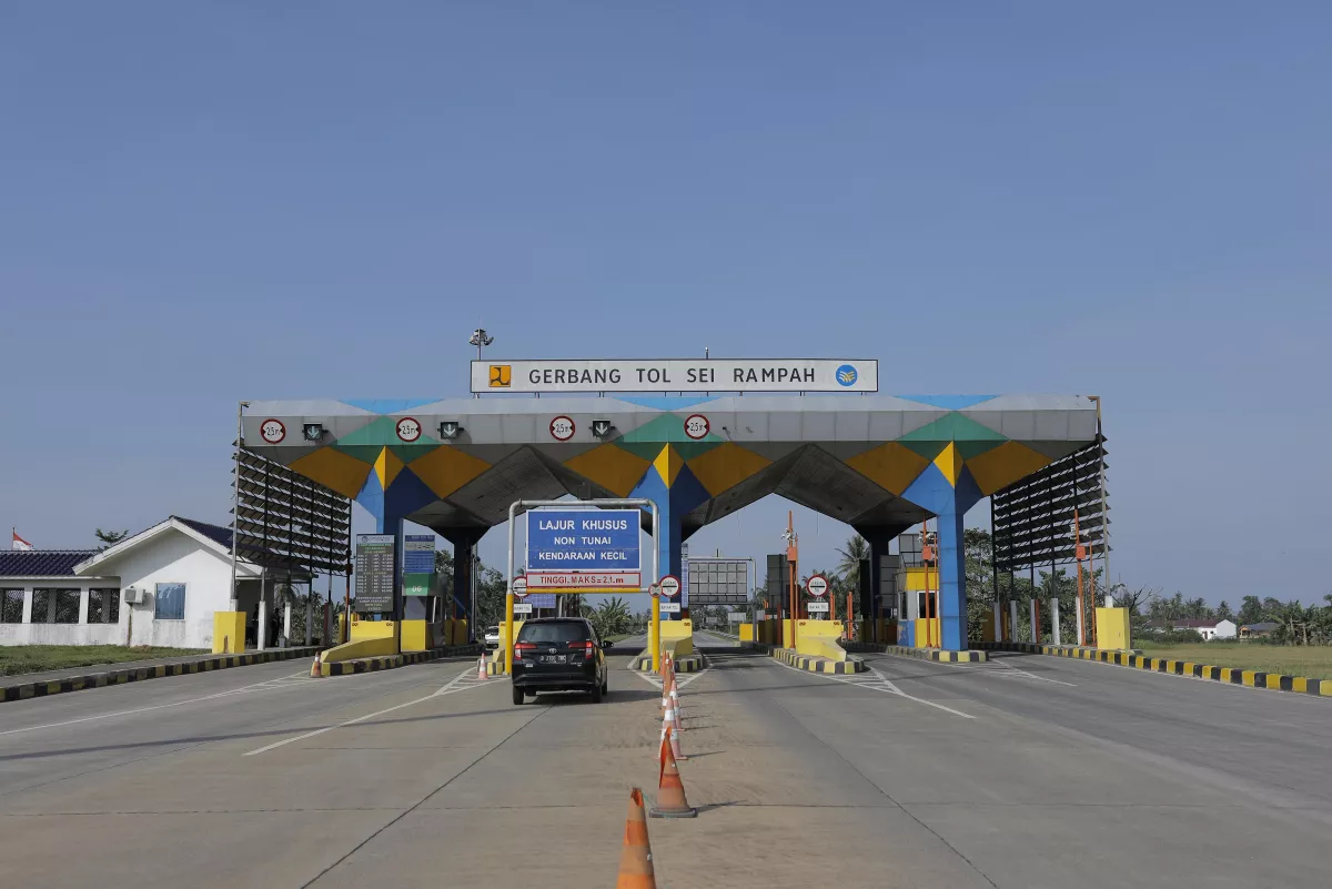 Arus Mudik Dimulai! Volume Kendaraan Melonjak di Tiga Ruas Tol Regional Nusantara!