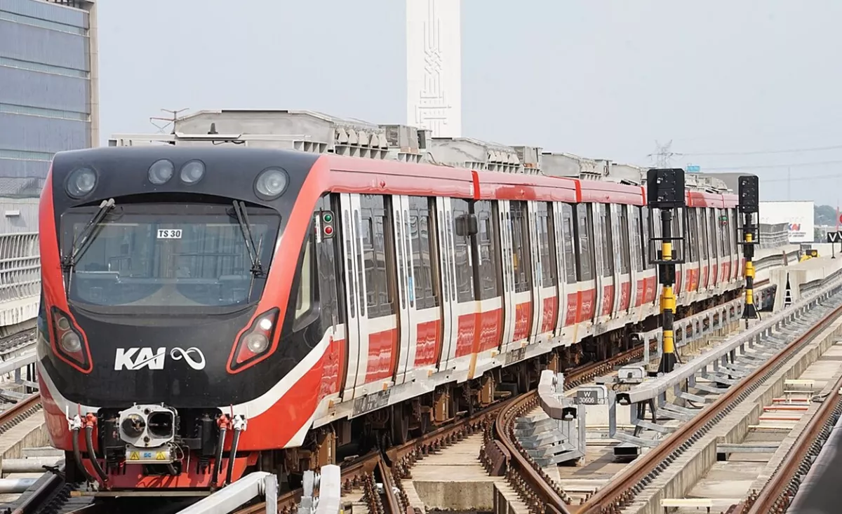 Libur Panjang Maret 2026! Tarif LRT Jabodebek Cuma Rp10 Ribu
