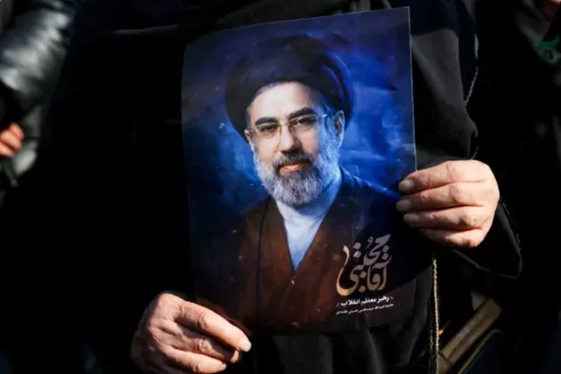 Mojtaba Khamenei Dirumorkan Tiba di Moskow untuk Perawatan, Kremlin Bungkam