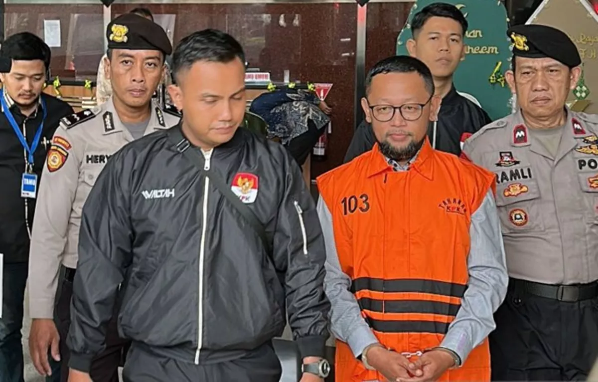 Gus Alex DITAHAN KPK, Benarkah Skandal KUOTA HAJI Rp622 Miliar Menyeret Nama Besar Ini?