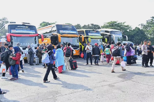 Jakarta Terbuka untuk Pendatang Baru, Asal...