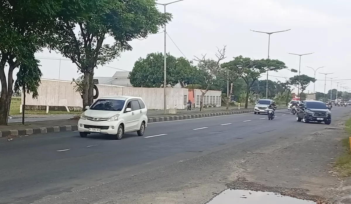 Arus Mudik H-1 Lebaran 2026, Jalan Arteri Batang-Kendal Lancar, Rekayasa Lalu Lintas MBZ Diberlakukan