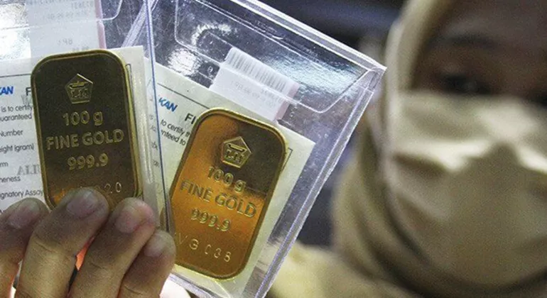Harga Emas Antam Anjlok Rp53.000 Hari Ini, Simak Rincian Harga dan Aturan Pajaknya