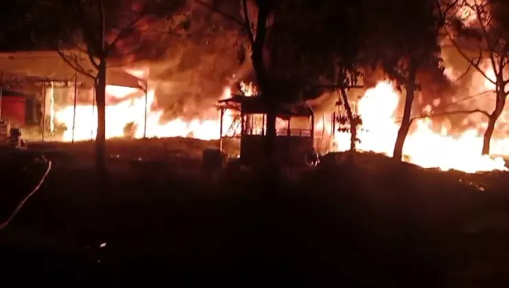Lapak Limbah di Pasar Kemis Kebakaran, Api Padam Setelah 6 Jam 
