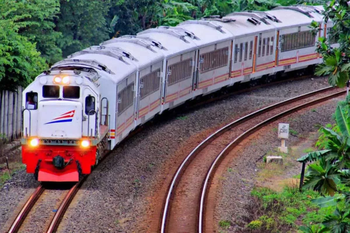 Volume Penumpang KAI Daop 6 Yogyakarta Tembus 46 Ribu Orang, Tiket Lebaran Tersisa 18 Persen