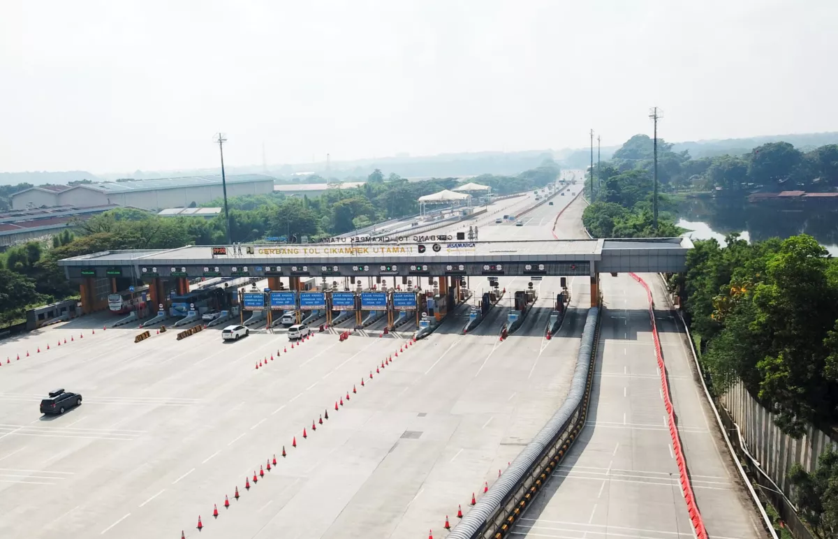 Ribuan Kendaraan Serbu Tol Jelang Lebaran, Jasa Marga Siap Tanggulangi Lonjakan!