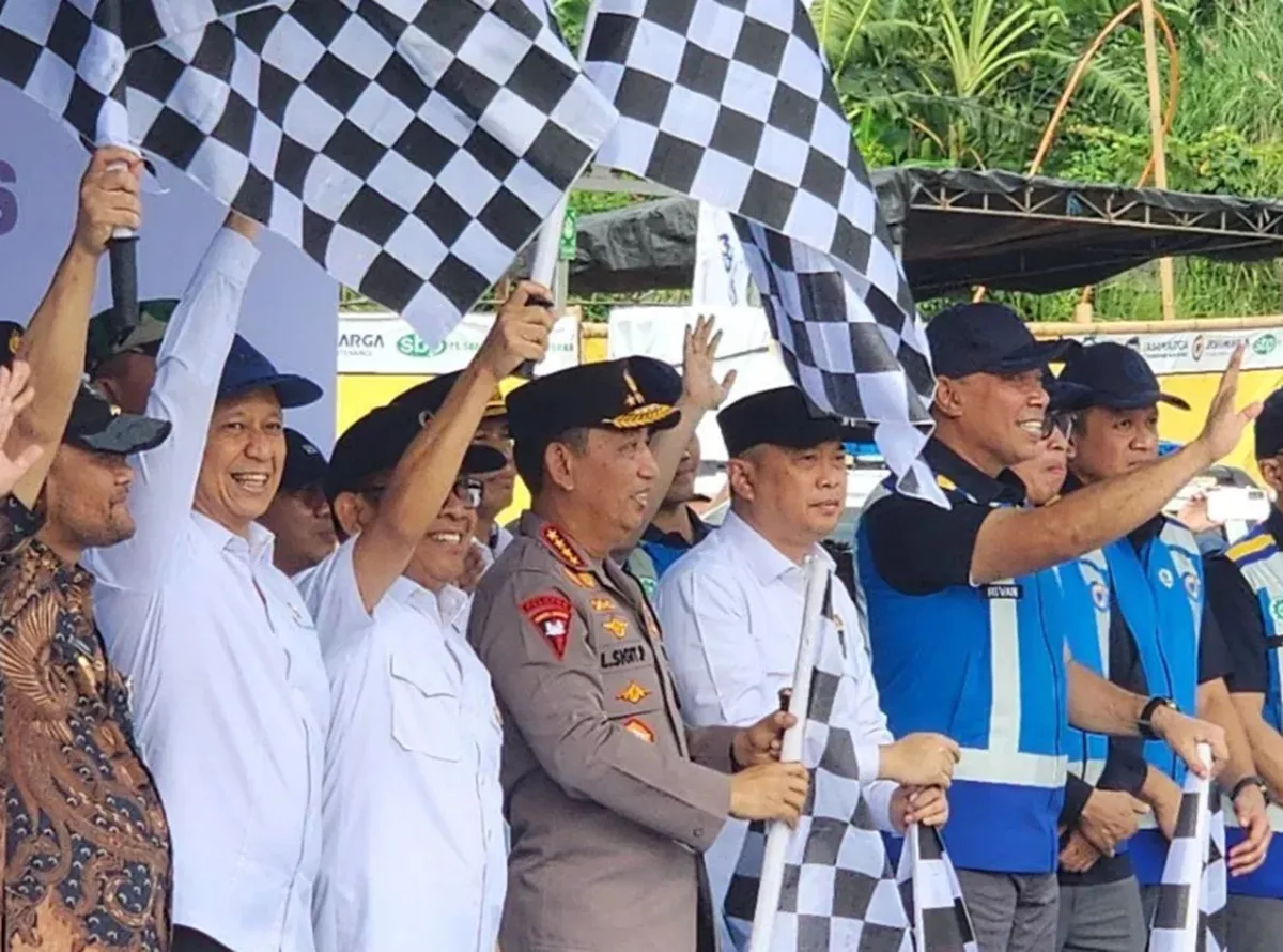 Kapolri Resmi Buka One Way Nasional di GT Kalikangkung Guna Urai Arus Balik 2026