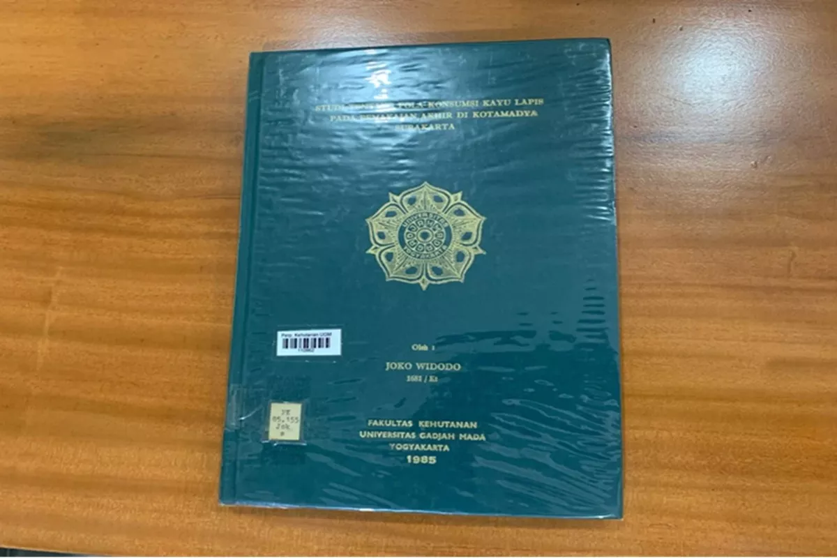 Soal Penggunaan Font Time New Roman pada Sampul Skripsi dan Ijazah Jokowi, Ini Penjelasan UGM