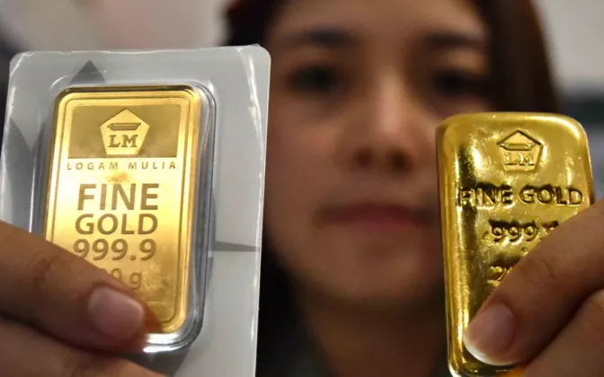 Harga Emas Antam Turun Lagi, Pasar Perhiasan Masih Berfluktuasi