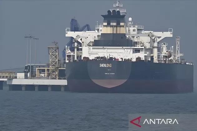 Gawat! Produksi Minyak Kuwait Terjun Bebas Akibat Horor Selat Hormuz, Dunia Terancam Kelangkaan Energi Akut?