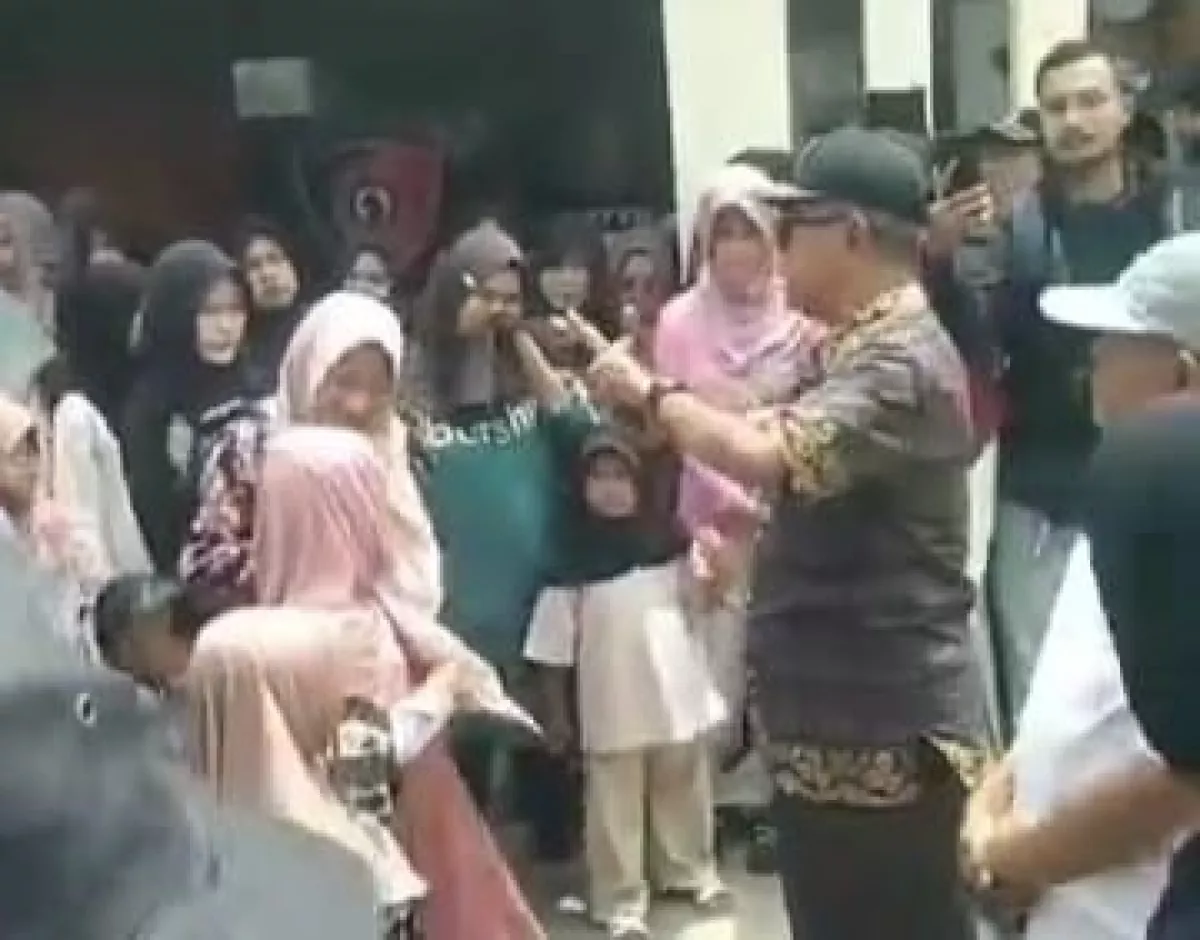 Khawatir Santunan Terhenti, Puluhan Anak Yatim dan Dhuafa Sampaikan Aspirasi di Polsek Kronjo