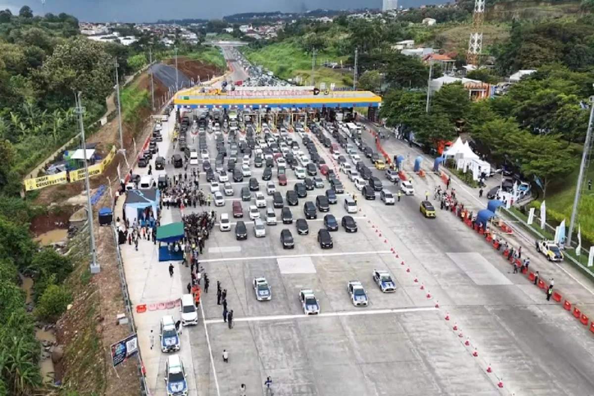 Korlantas Siapkan Opsi One Way Nasional di Tol Trans Jawa Saat Arus Balik