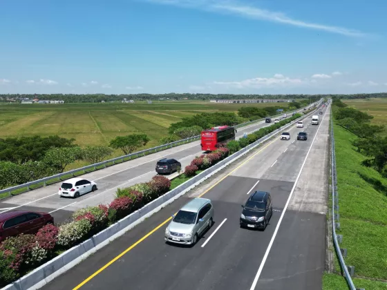5,3 Juta Kendaraan Serbu Tol ASTRA Infra, Intip Rahasia Mudik Lebaran 2026 Tetap Lancar!