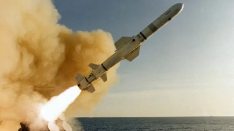 Perang Memanas! Iran Ejek Pentagon Kehabisan Tomahawk, Ancam Pasukan AS di Teluk Persia