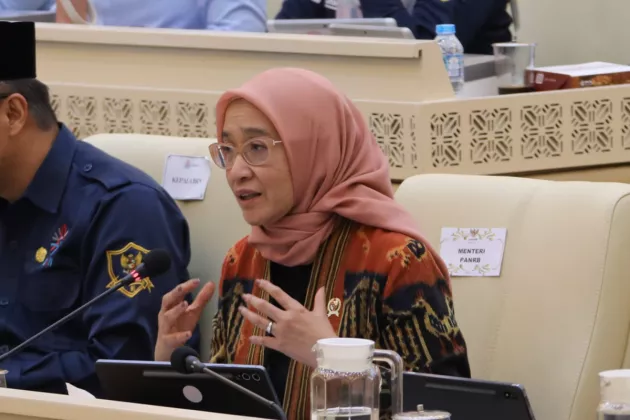 MenPANRB Tegaskan WFH ASN Bukan Bekerja dari Kafe, Kinerja Dipantau Digital