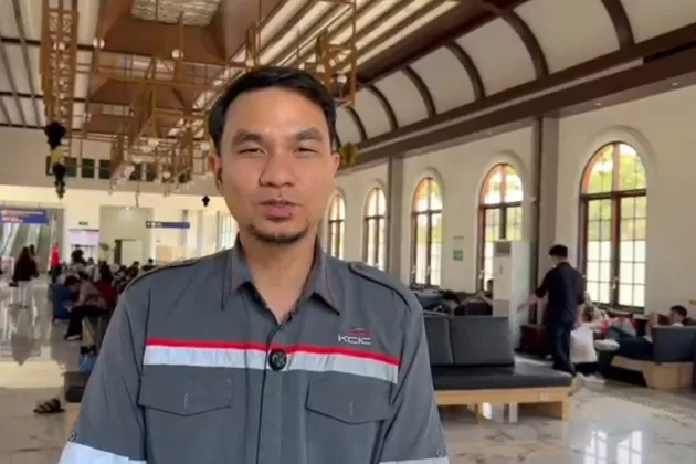 Libur Panjang Diserbu! 12 Ribu Tiket Whoosh Jakarta–Bandung Ludes, Antrean Mengular Sejak Pagi