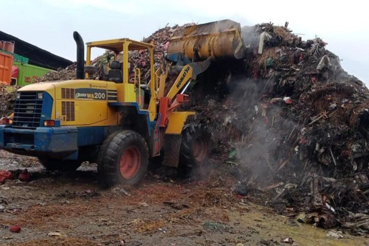 TPS Liar Ditutup Permanen! DLH Jakarta Sikat Tumpukan Sampah yang Sempat Viral