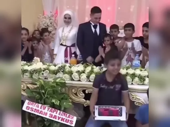 Bukan Uang dan Kemewahan, Pasangan Pengantin Ini Meminta 