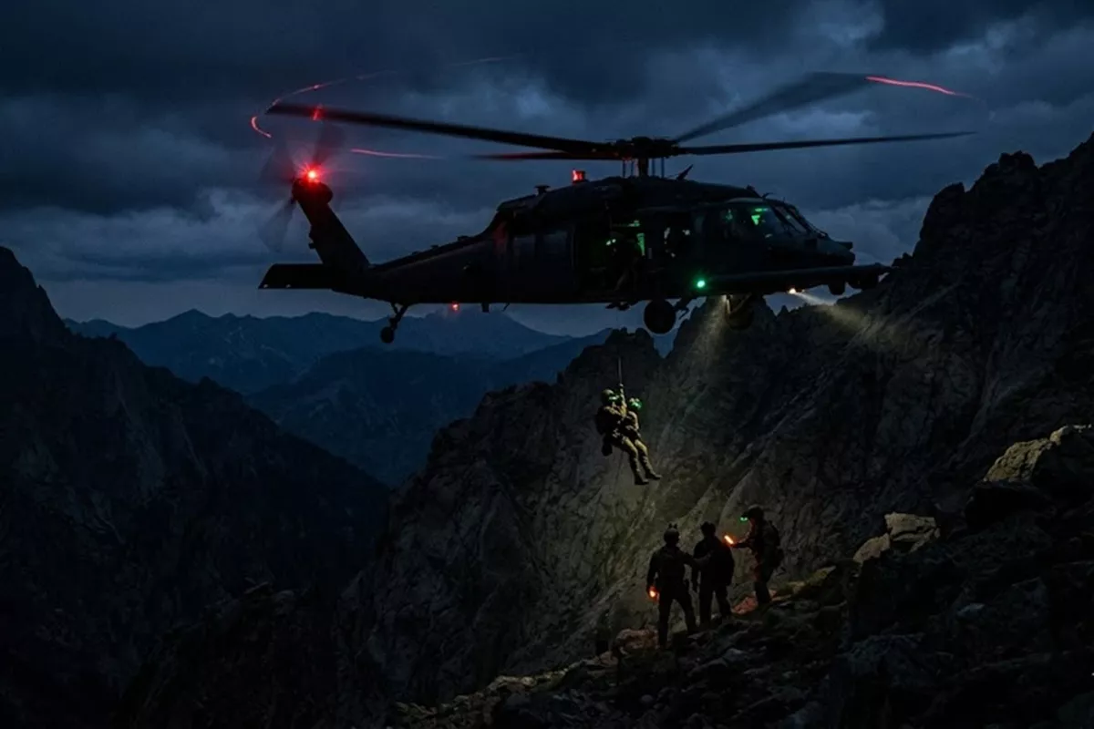 Ditembak Jatuh Iran: Drama 24 Jam Pilot F-15E AS Sembunyi di Gunung Sebelum Dievakuasi