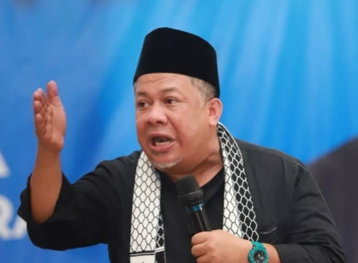  Fahri Hamzah Ingatkan Bahaya Gerakan Inkonstitusional: Respon Keras Pernyataan Saiful Mujani