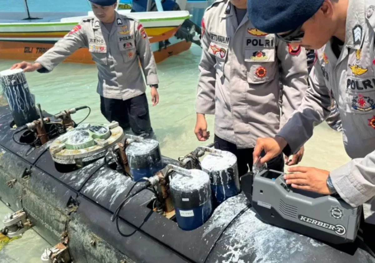 Polisi Pastikan Benda Mirip Torpedo yang Ditemukan Nelayan di Gili Trawangan Bukan Bom